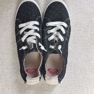 Roxy black shoes, size 9.5.